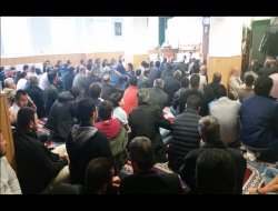 Hollanda’da Miraç Kandili ihya edildi