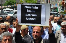 Batman’da Mursi'ye idam protestosu