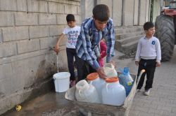 Kendi hizmetini kendileri görüyor