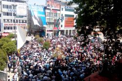 Malatyalılardan Mursi’nin idam kararına tepki