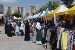 Gaziantep Rehber Der'in düzenlediği kermese yoğun ilgi