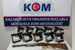 Silah kaçakçılarına baskın: 3 gözaltı