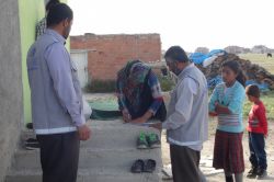 İho Ebrar'dan muhtaç ailelere yardım