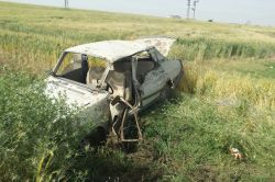 Otomobil ile kamyon çarpıştı: 4 Yaralı