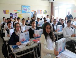 700 bin öğrenciye tablet dağıtılacak