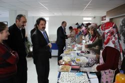 Aksaray Üniversitesi öğrencilerinden engellilere destek