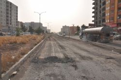 Kızıltepe Viranşehir İpekyolunda yol bakım çalışmalarına başlandı