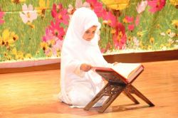 Kur’an-ı Kerim’i hatmeden miniklere taç giydirildi