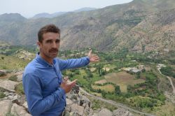 Bu mezra 50 yıldır elektriksiz video-foto