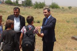 Demir Kızılsu köyünde halkla bir araya geldi