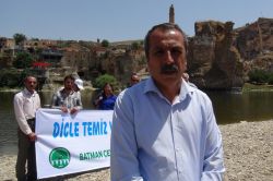 Dicle nehrinin kirliliğine dikkat çektiler