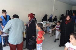 Hayrın Yolcuları Derneği kermes düzenledi