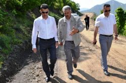 Hizan köy yolları stabilize çalışmaları sürüyor