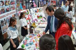 Tatvan’da öğrencilerinden resim sergisi