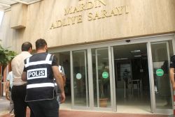 Suriyelilere sahte kimlik şüphelileri adliyeye sevk edildi