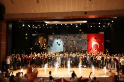 Dicle üniversitesi 5 bin 700 mezun verdi