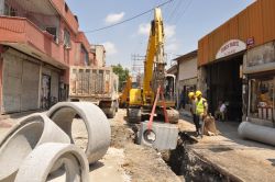 Havuzlubahçe’nin kanalizasyon hattı yenileniyor-foto