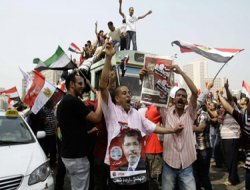 Mısır'da Askeri Konsey'e tepki artıyor