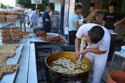 Batman’da Ramazan ile birlikte tatlı satışı arttı-foto