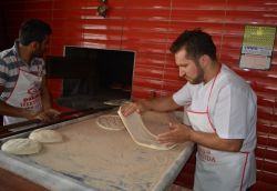 90 derece fırın sıcaklığında oruç tutuyorlar-video-foto