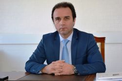 Tatvan’da ihtiyaç sahiplerine Ramazan yardımı