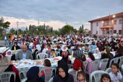 Aksaray’da bin 200 kişiye toplu iftar