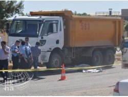 Kamyonun Altında Kalarak Can Verdi