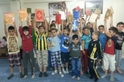 Camiler çocuklarla cıvıl cıvıl