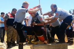 Kuyuya düşen kadın kurtarıldı-foto