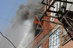 Batman’da bir evde çıkan yangın korkulu anlar yaşattı-video-foto