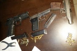 Diyarbakır’da silah ve mühimmat ele geçirildi