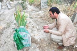 Askerde öldürülen kardeşi için yıllardır adalet bekliyor