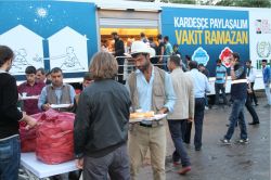 İHH’ya ait gezici aşevi TIR’ı Bingöl’de