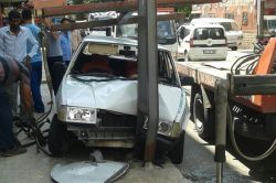 Ehliyetsiz sürücü kaza yapıp kaçtı iddiası