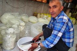 Bitlis’te peynir fiyatları tavan yaptı