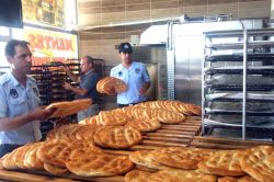 Ceylanpınar’da fırınlara hijyen ve gramaj denetimi