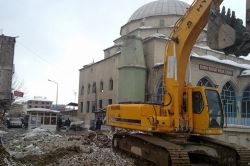 İtikâf listesindeki hasarlı cami kafa karşılığına neden oldu