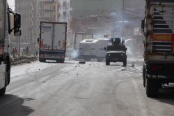 Silopi'de çıkan eylemlere polis müdahale etti