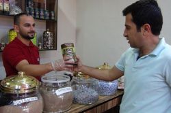 Yaşlanmaya karşı menengiç kahvesi