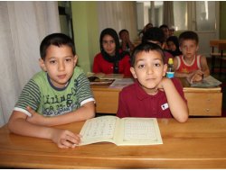 Yaş Sınırı Kalktı, Camiler Çocuklarla Şenlendi