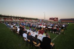 Ağrı’da bin 200 kişilik iftar sofrası