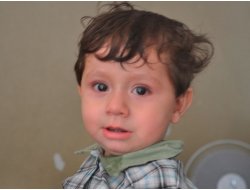 Bu Çocuk Yardımlarınızla Acılarından Kurtulabilir