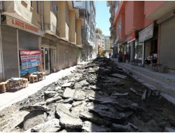 Van Milli Egemenlik Caddesi Nihayet Asfaltlanıyor