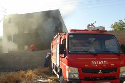 Nusaybin’de iki katlı evde çıkan yangın korkuttu