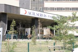 Van’da silahlı saldırıya uğrayan şahıslardan biri öldü