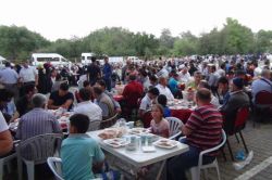 İHH Bitlis Şubesi Tatvan’da iftar yemeği verdi