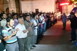 Aksaraylılar Çin yönetimini protesto etti