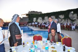 Şırnak'ta STK ve kanaat önderlerine iftar yemeği