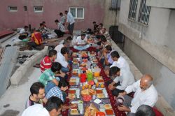 Kâhta Çağrı-Der Fatih Temsilciliğinden iftar yemeği