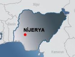 Nijerya’da uçak düştü: 15 ölü